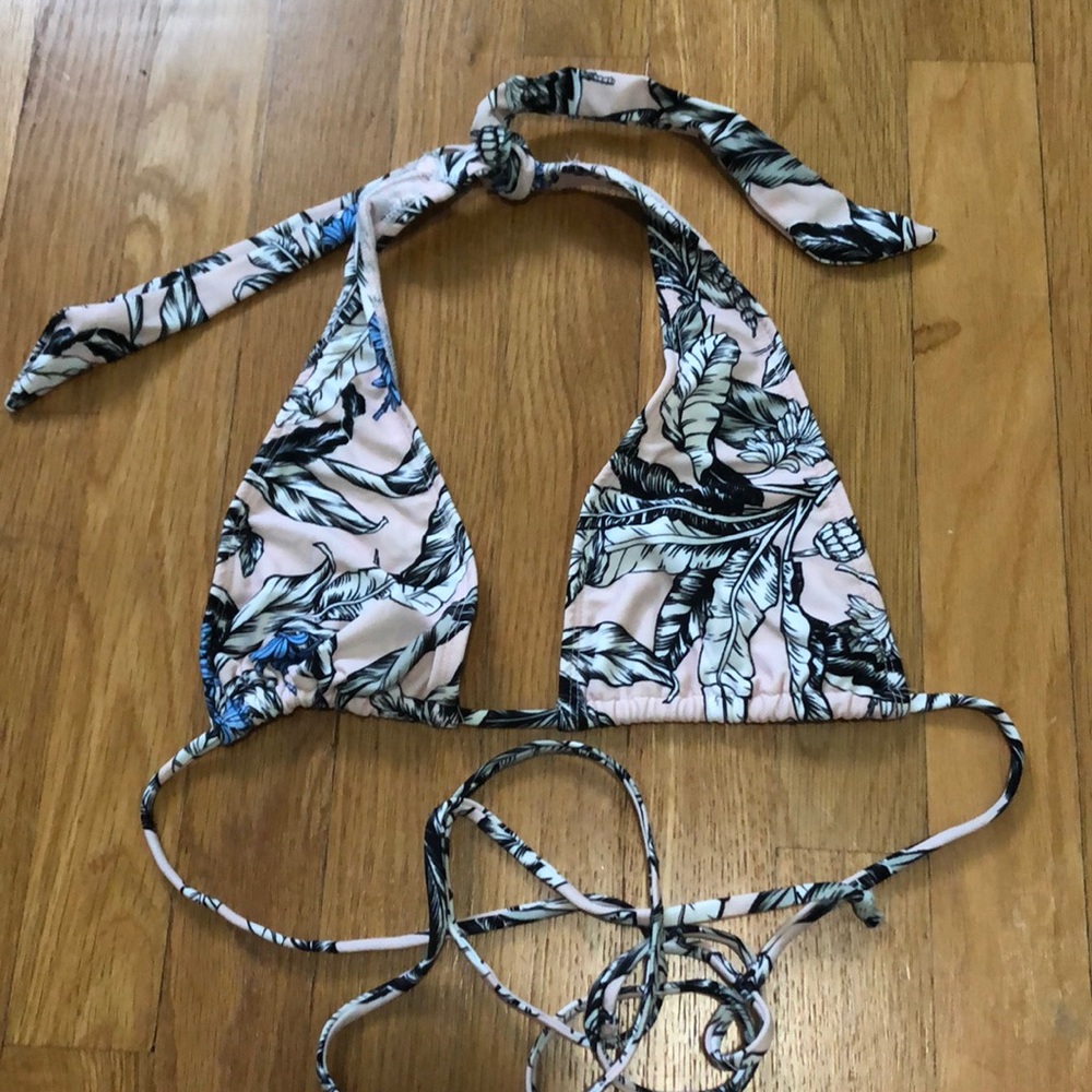 Halter tropical bikini top!